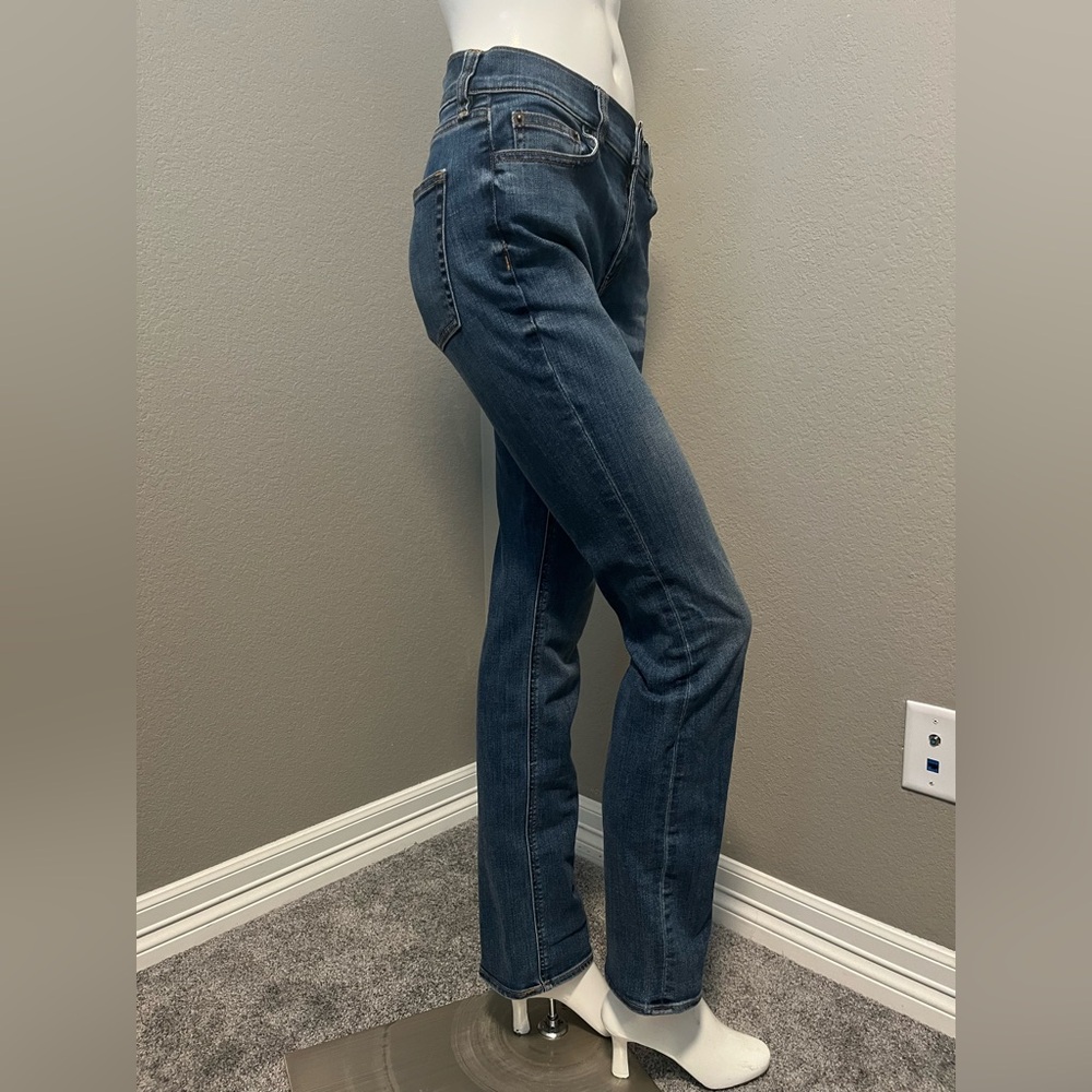 J. CREW Stretch Women’s   8” 1/2  Low - Rise  Medium Wash Blue Jeans Size 28 R - Picture 4 of 13